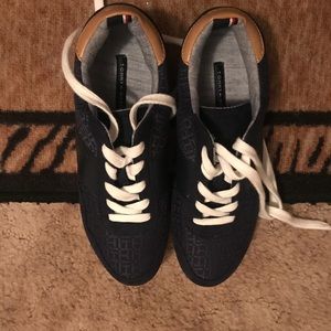 Comfortable sneakers for sale!!!!!